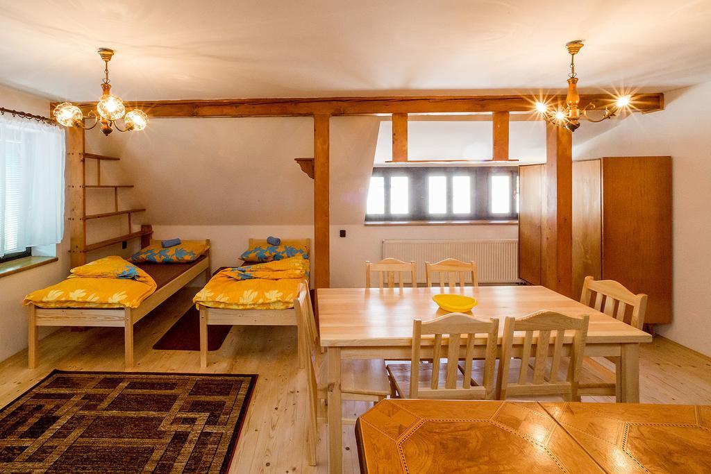 Hostel Havana Cesky Krumlov Room photo
